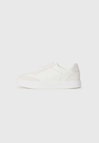 Unselected, bright white