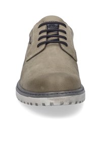 Scarpa in pelle beige con punta arrotondata, lacci blu scuro e suola grigia texturizzata. Presenta un'etichetta con logo sulla linguetta.