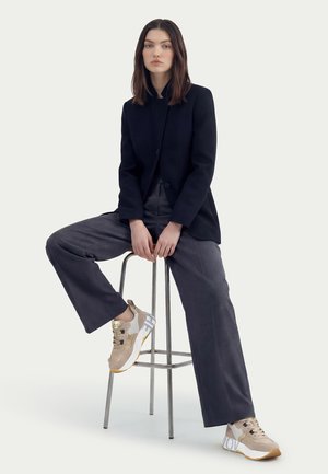 Voile Blanche CLUB105. - Zapatillas - beige-platin