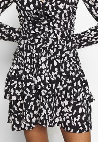 Who What Wear Vestido de cóctel - black