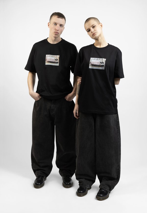 DUMPER UNISEX - Print T-shirt3