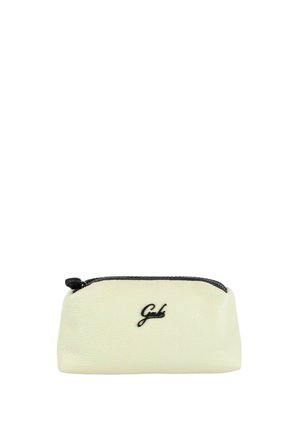 Piccola pochette in pelle color crema con cerniera nera e logo nero in corsivo al centro davanti.