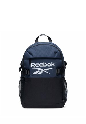 Mørkeblå og sort Reebok rygsæk med frontlynlåslomme, sidelommer i net, topgreb og justerbare skulderstropper.