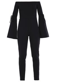 Svart off-shoulder jumpsuit med långa utsvängda ärmar, knytdekor vid cuffs och figurnära ben, tillverkad av en mjuk och elastisk tyg.