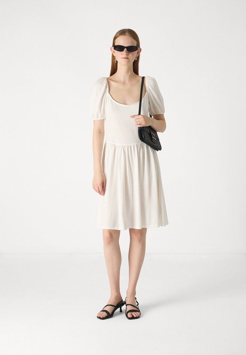 NA-KD BALLOON SLEEVE - Jersey dress - white - Zalando.ie
