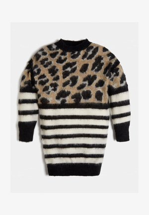 Sweter dzianinowy z wzorem w panterkę w odcieniach brązu i czerni na czarno-białych poziomych paskach. Okrągły dekolt i długie rękawy.