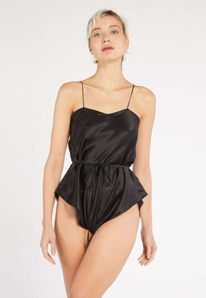 Top - black
