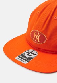 '47 MLB NEW YORK YANKEES OUTSKIRTS CAPTAIN UNISEX - Șapcă - orange