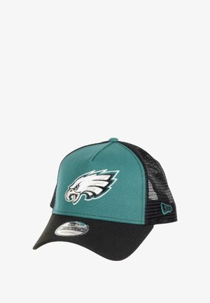 Baseball-Cap mit einer türkisfarbenen Vorderseite, schwarzem Mesh-Rückenteil und gesticktem Adler-Logo. Gebogener Schirm und verstellbares Snapback-Design.