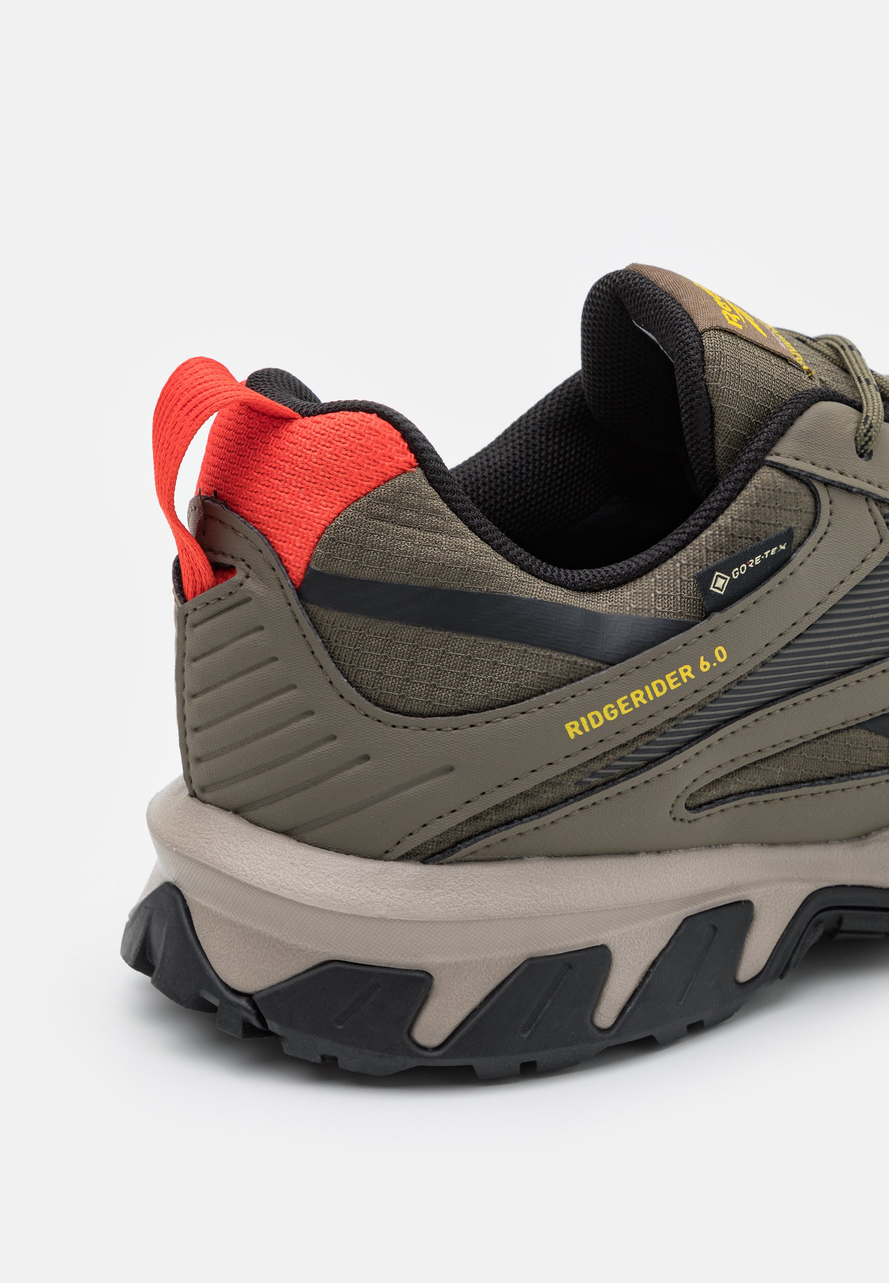 reebok ridgerider green