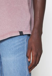 Lee DAREN ZIP FLY - Calças de ganga de perna direita - worker light