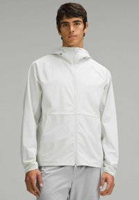 lululemon PACE BREAKER - Löparjacka - vapor