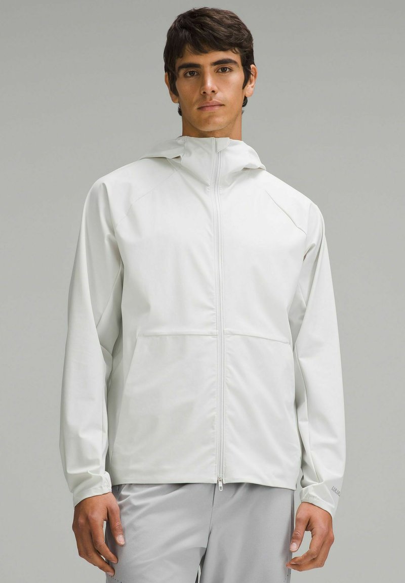 lululemon PACE BREAKER - Löparjacka - vapor