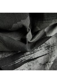 Thumbnail Image 6