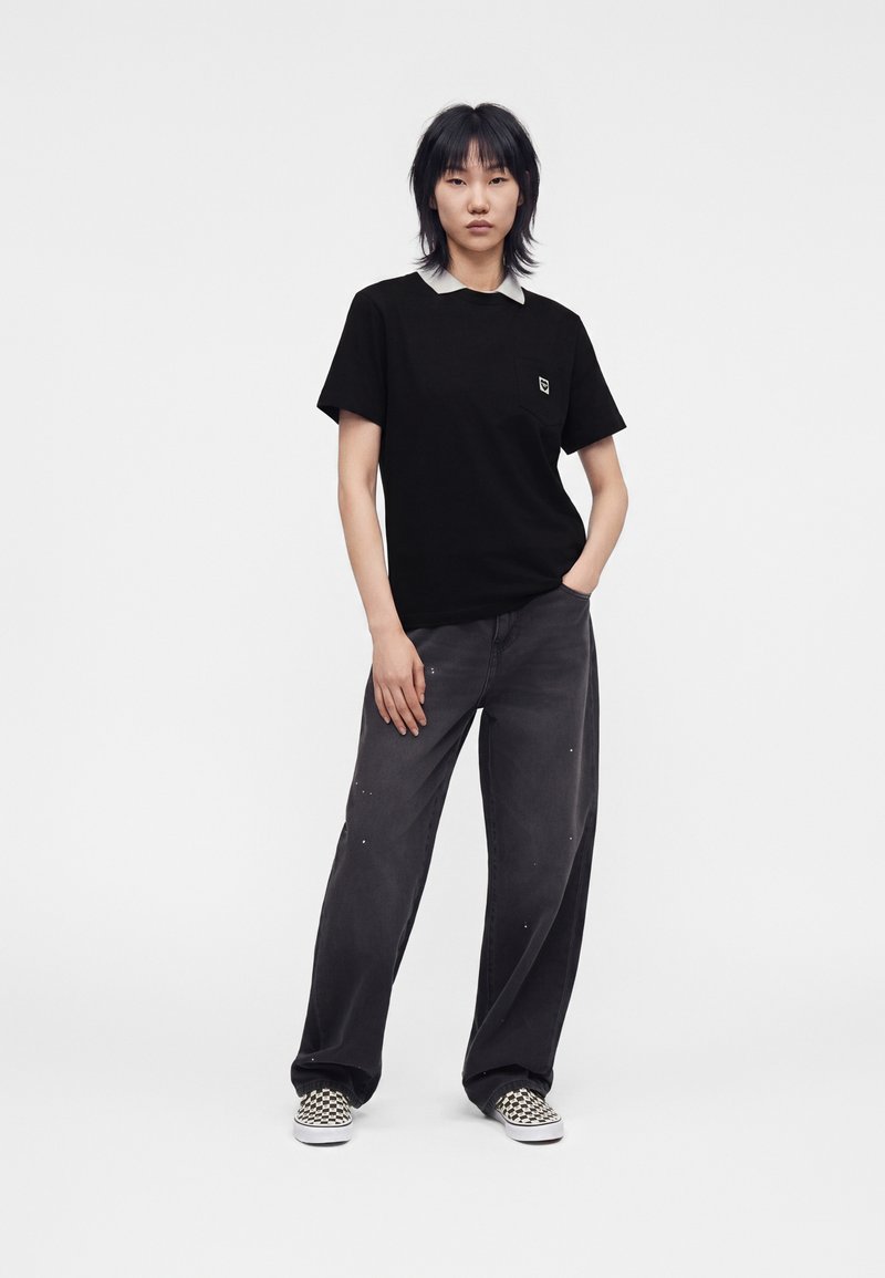 Carhartt WIP POCKET SMALL HEART - T-shirt basic - black