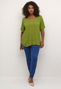 Kaffe Curve KCAMI - Bluza - calla green