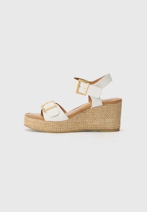Wedge sandals - white