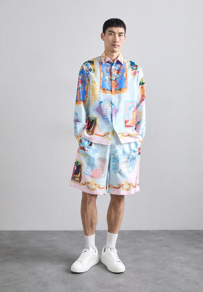 Versace GALLERY - Kratke hlače - blue/pastel pink/multicolor