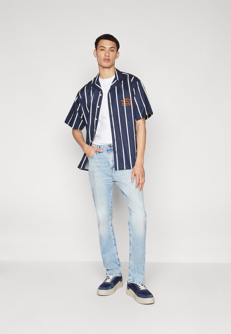 Short En Jean American Eagle Avec Motif Boucle Sur Poche - Taille 2 Femme, Occasion Très Bon état