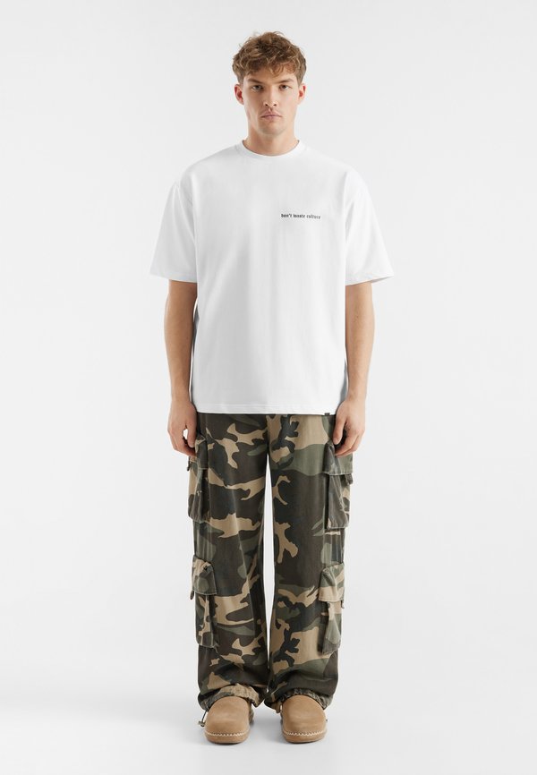 ARDIA UNISEX - Cargo trousers - khaki2