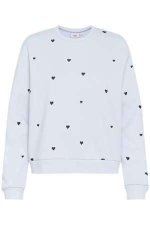 Ljusblå sweatshirt med svarta hjärtan. Långa ärmar, ribbad mudd och fåll, samt rund halsringning. Mjukt tygmaterial.