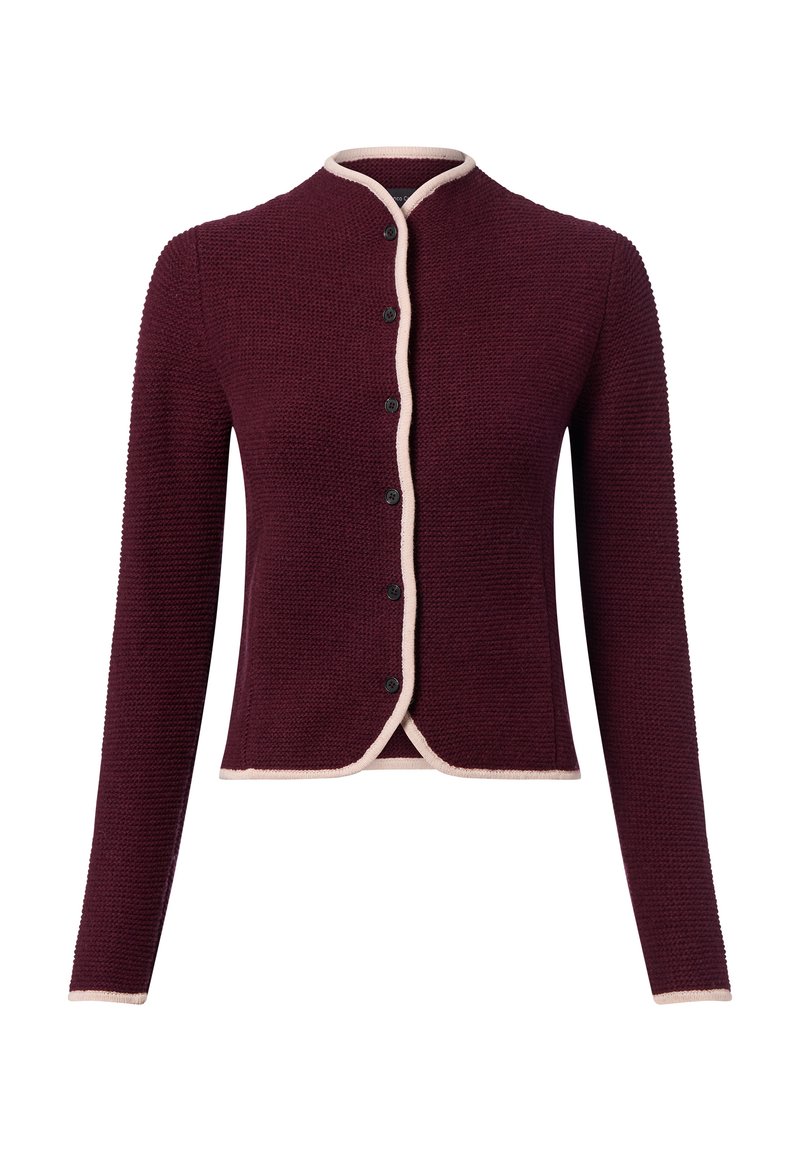 Burgunderfarbener Strickcardigan mit Rundhalsausschnitt, kontrastierendem hellrosafarbenem Saum und sechs schwarzen Knöpfen auf der Vorderseite, mit langen Ärmeln.