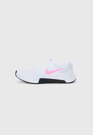MC TRAINER 3 - Treningssko - white/pink spell/black