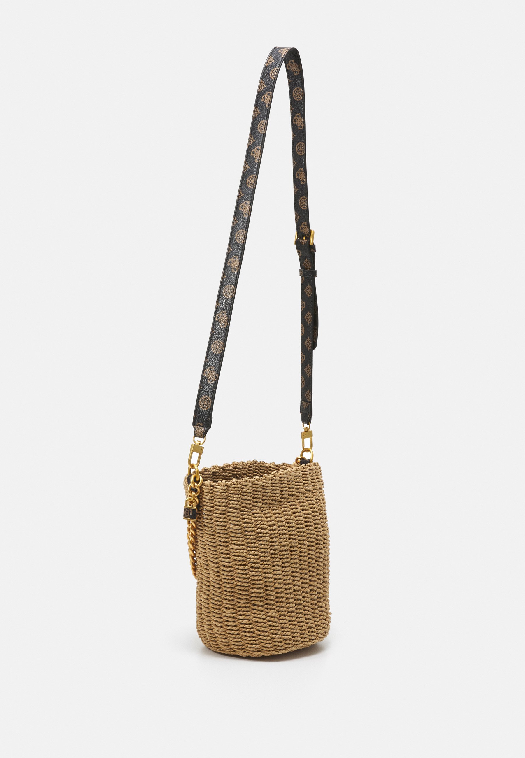 Guess LILICA BUCKET - Bolso de mano - brown logo/marrón - Zalando.es