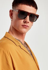 Hawkers DOUMU - Akiniai nuo saulės - brown