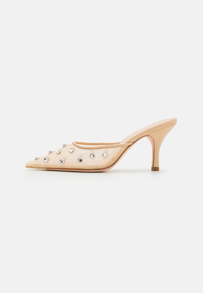 Loeffler Randall - PALOMA MID HEEL CLOSED TOE MULE WITH EMBELLISHMENT - Mules med hæl - cream, Forstør