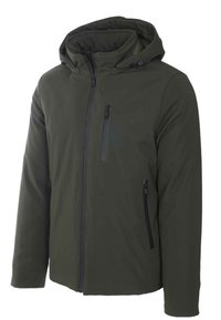 Giacca scura con cappuccio verde, chiusura frontale con cerniera e tasche con cerniera sul petto e ai lati, progettata per il clima freddo.