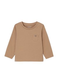 Beige Langarmshirt aus weicher Baumwolle, mit rundem Ausschnitt und einer kleinen Tasche mit Knopfdetail auf der Brust.
