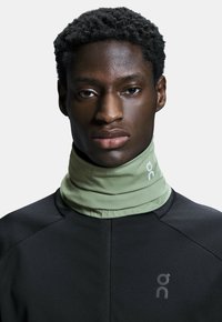 On CORE NECK GAITER - Plaukų tinklelis - taiga