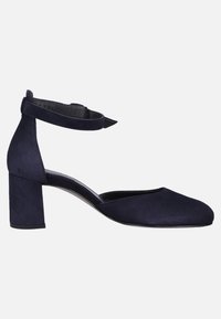 Chaussures à talon carré en suede bleu marine avec une sangle autour de la cheville, bout rond et texture lisse, conçues pour le confort et la stabilité.