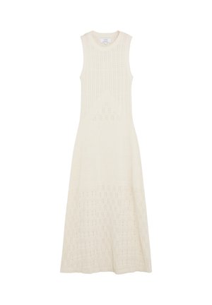 Vestido largo sin mangas de punto color crema con patrón texturizado y escote redondo, falda ligeramente acampanada y tela ligera.