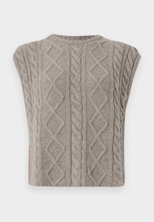 Maglione senza maniche a treccia in morbido grigio. Presenta motivi testurizzati di trecce e diamanti. Collo rotondo e silhouette corta.
