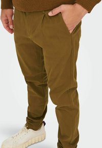 Only & Sons ONSCAM - Chinos - monks robe