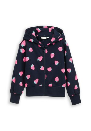 Granatowa dziecięca bluza z kapturem i zamkiem błyskawicznym, z różowymi wzorami truskawek, z kapturem oraz ściągaczami przy rękawach i dolnym zakończeniu.