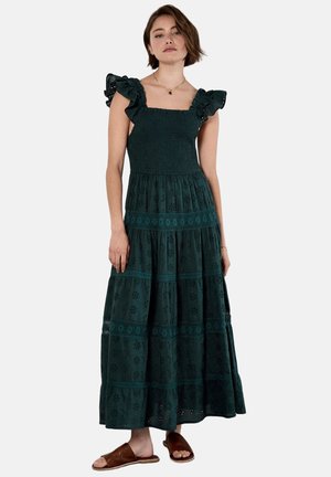 BRODERIE ANGLAISE TIERED SMOCKED - Robe longue - green