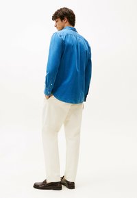 Thumbnail Image 3