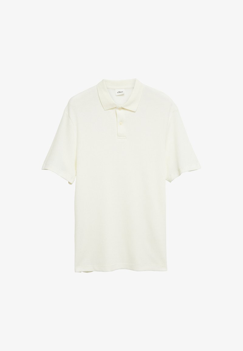Polo blanc à manches courtes avec col et deux boutons, présenté sur un fond blanc uni.