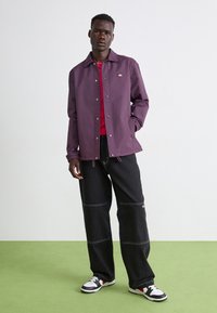 Dickies OAKPORT COACH - Suvejakk - plum perfect