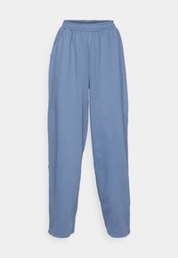 ONLY Play ONPBOB WIDE BRUSH  - Joggebukse - vintage indigo