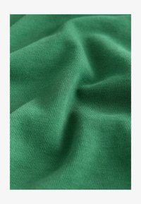 Niet geselecteerd, green forest