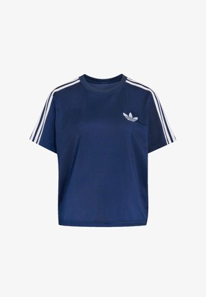 Granatowa sportowa koszulka z krótkim rękawem, białe potrójne paski na rękawach oraz małe białe logo Adidas na lewej piersi.