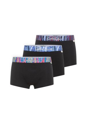 Drei Paare schwarze Boxershorts mit dekorativen elastischen Bund, die bunte Muster und den wiederholt dargestellten Markennamen zeigen.