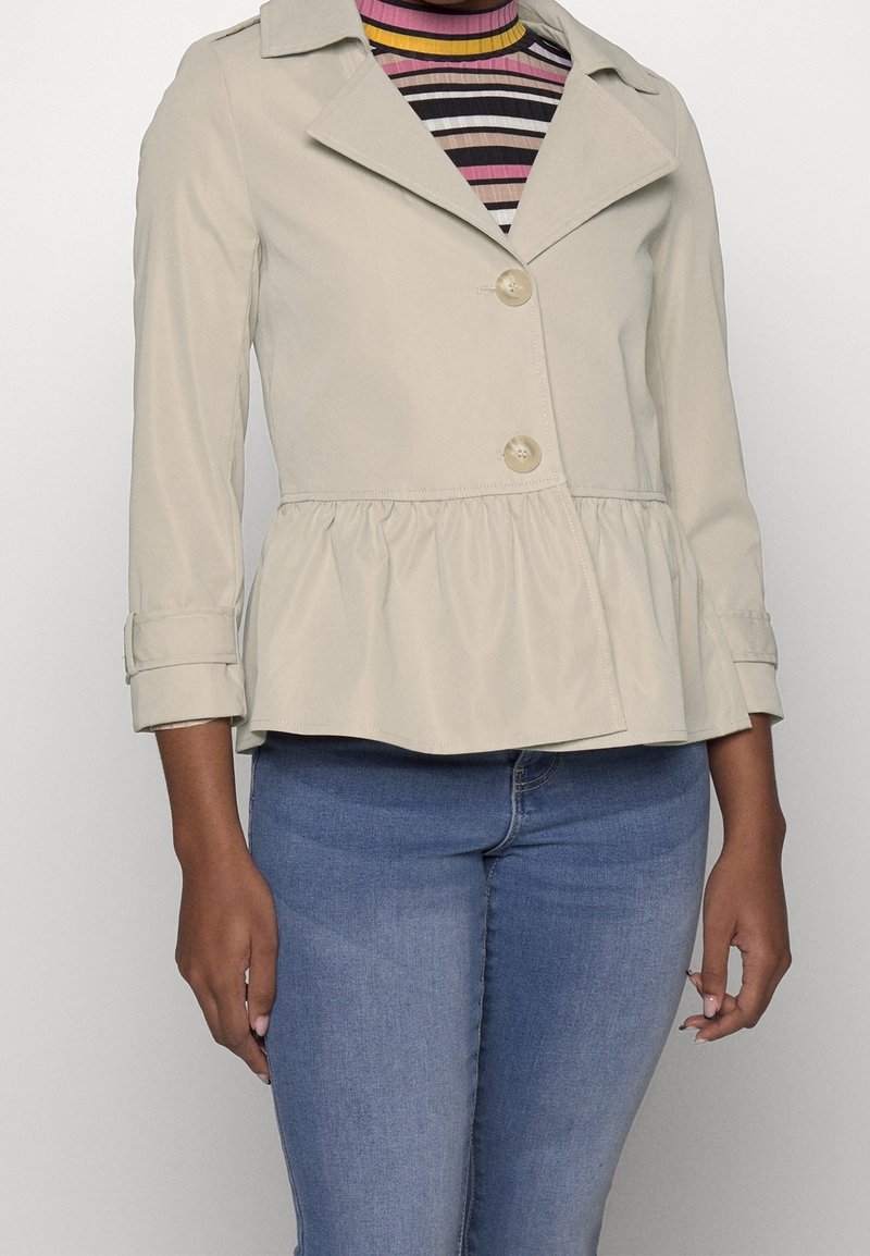 ONLY Petite Tunn jacka - beige