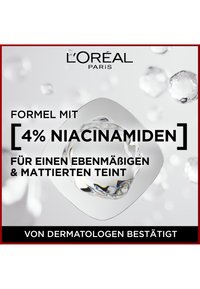 L'Oréal Paris INFAILLIBLE 32H MATTE COVER - Foundation - 135 vanille eclat/radiant vanilla