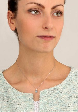 CHRIST Halskette - weißgoldfarben