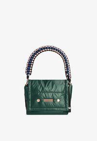 Unselected, dark green